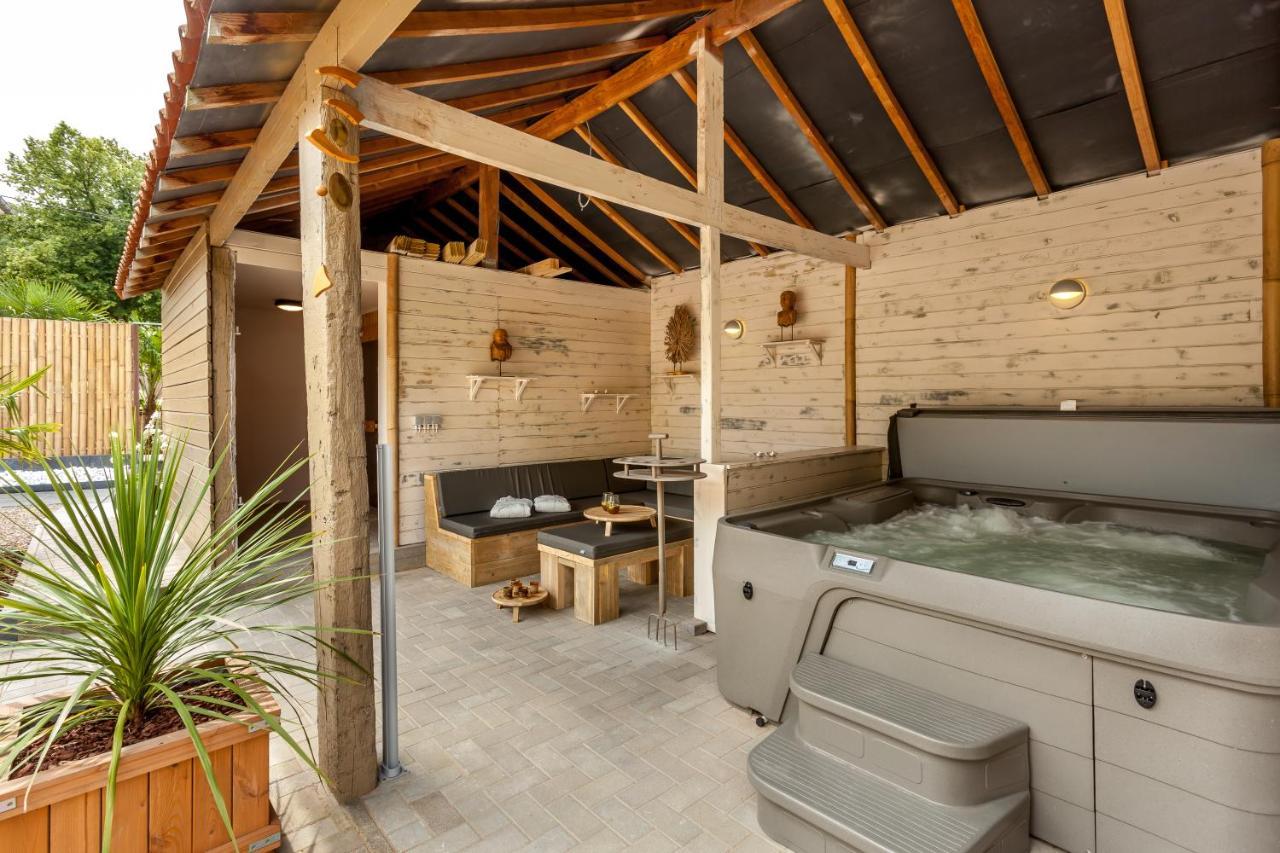 Een Prachtige En Luxueuze Vakantiewoning Dat Is Hof Leskensdaele Geraardsbergen Exterior photo